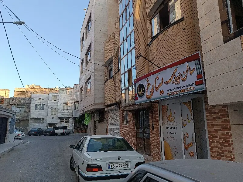 ۲۷ متر مغازه آرایشگاه آفتابی ۱۸