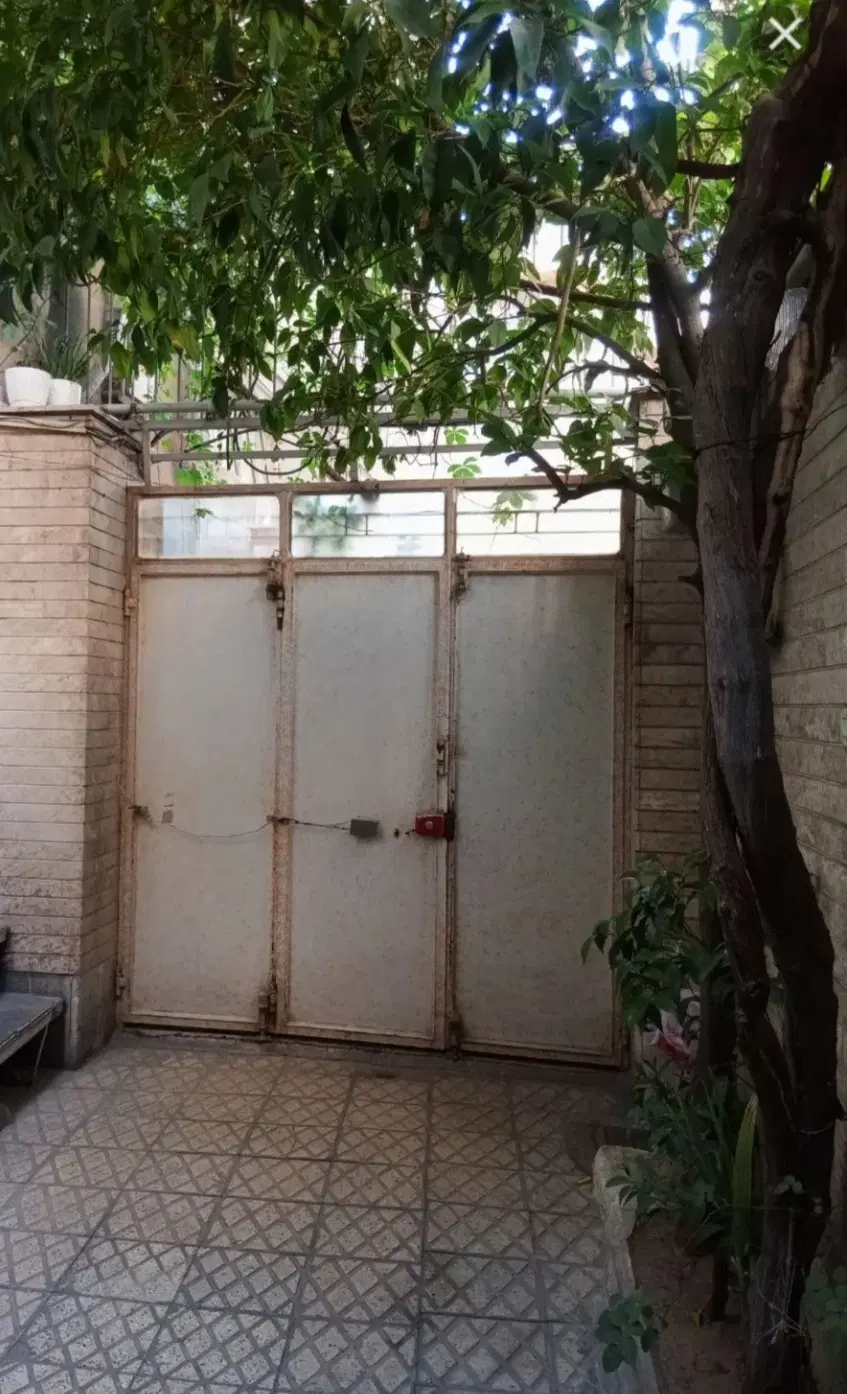 خانه ویلایی مزائده ای