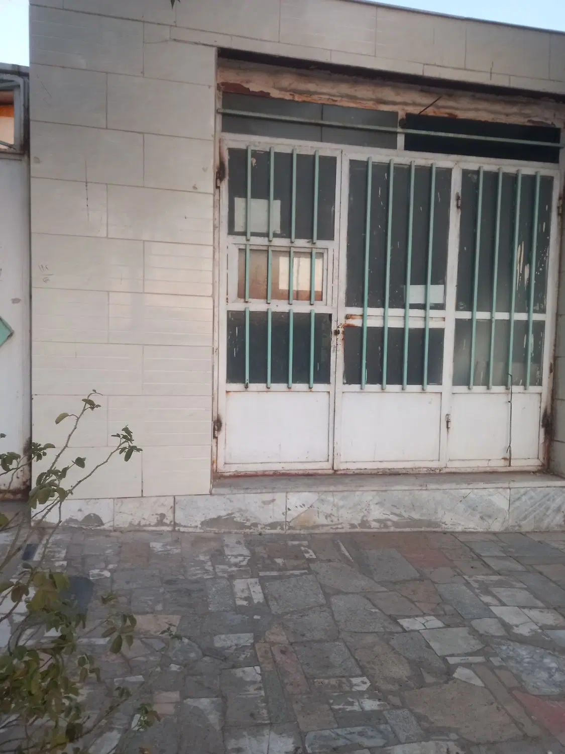 مغازه بلواررسالت برای نانوایی آرایشگاه انبار...