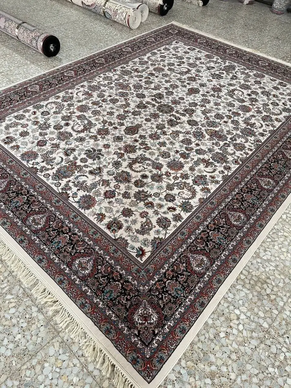 خانه اجاره ای مزدک طبقه 2
