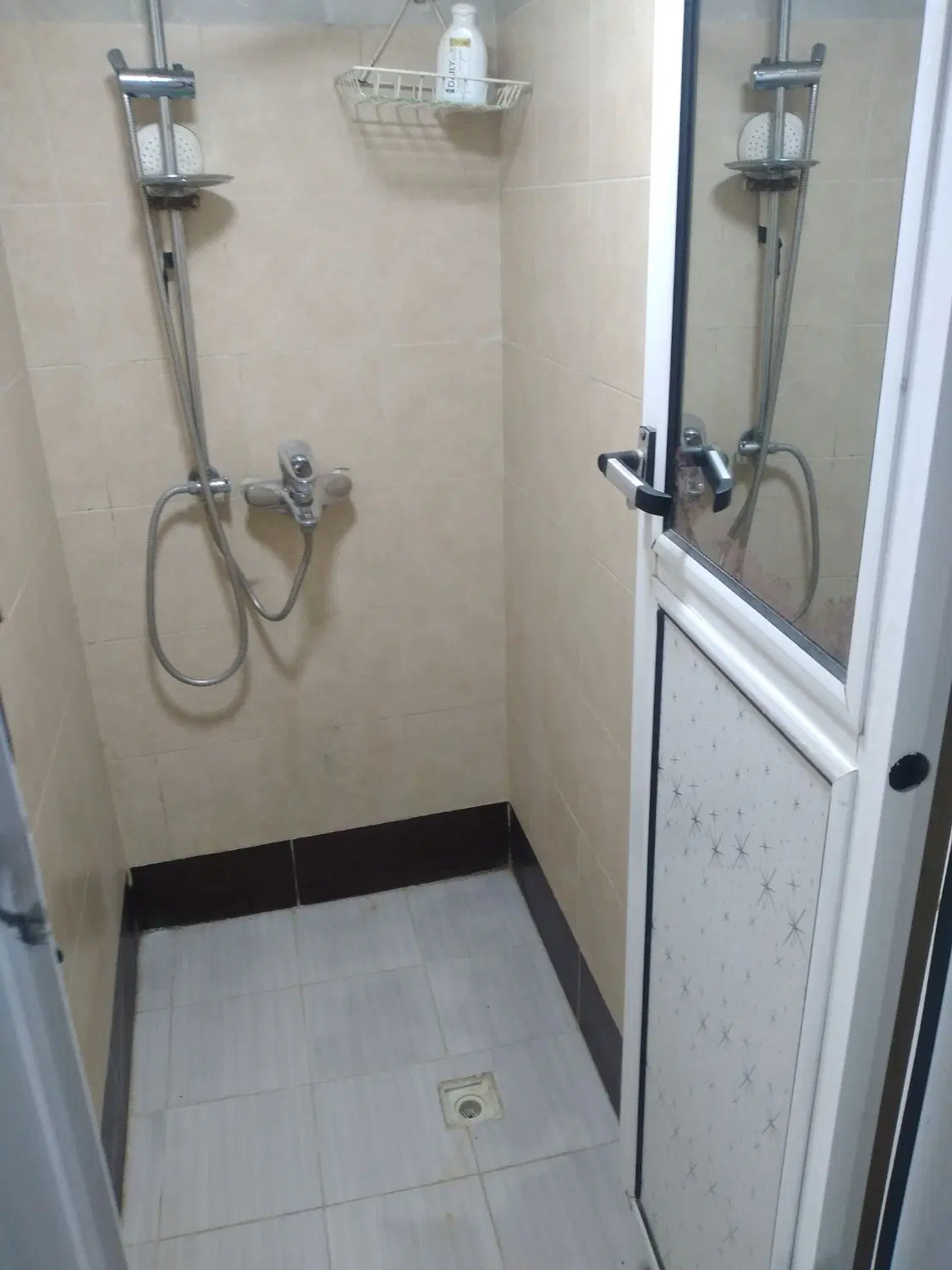 حیاط اجاره اسماعیل زاده کوچه ۴