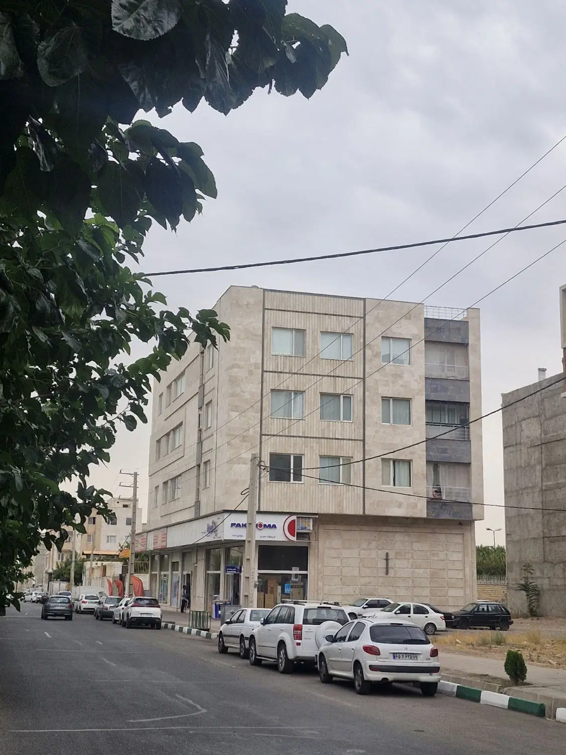 122متر_بلوارحکیم_طبقه۲