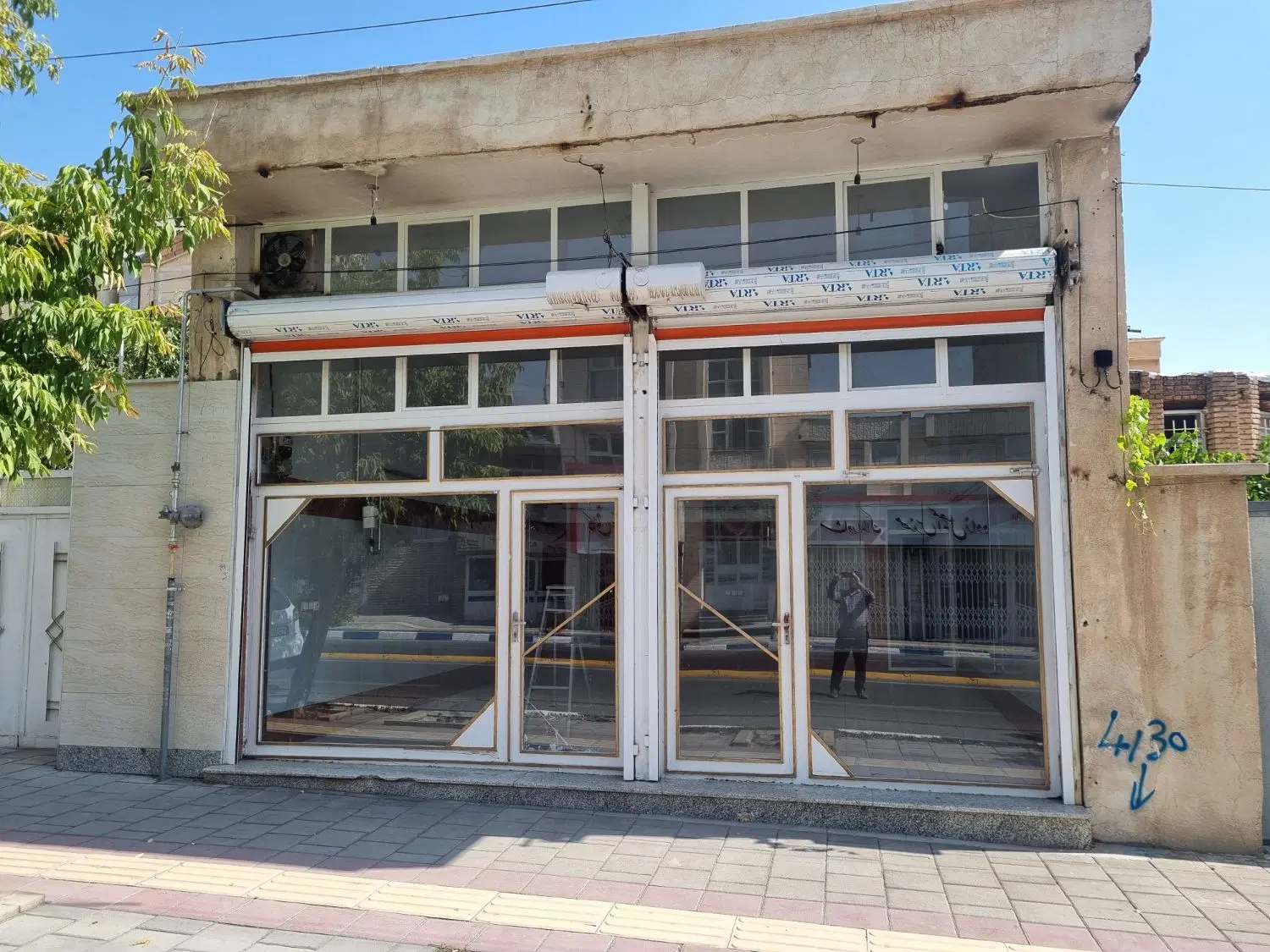 اجاره مغازه دودهنه بر خیابان اصلی