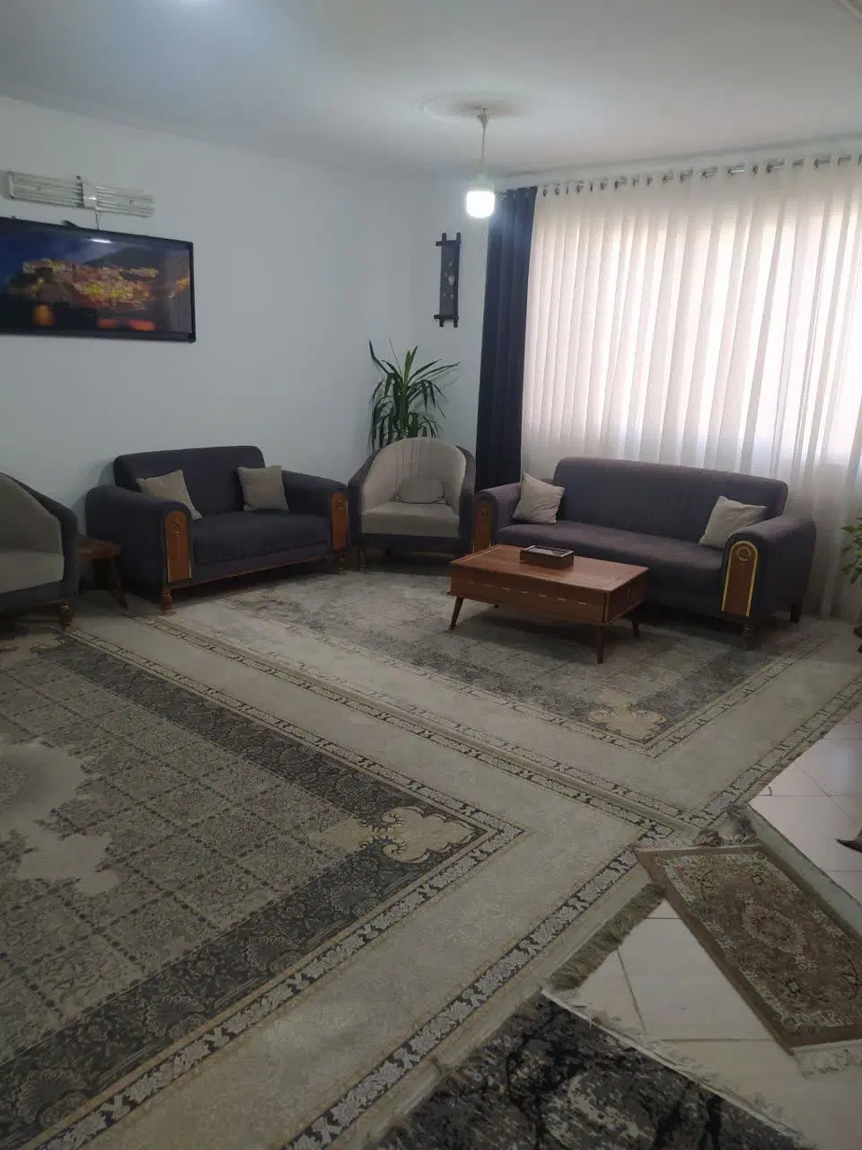 اپارتمان‌‌کوی‌امام‌رضا