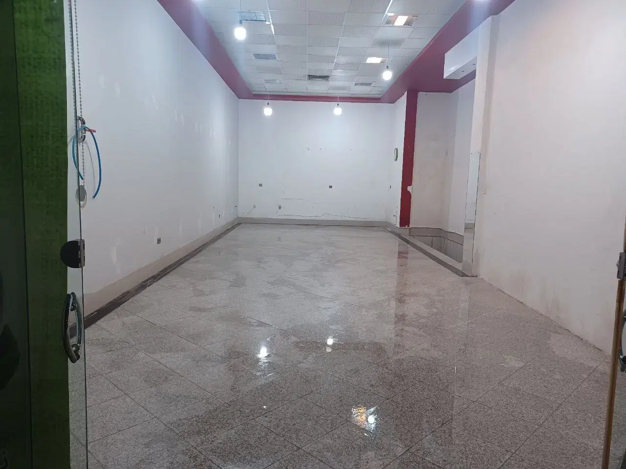 اجاره مغازه ۲۳۰ متری قدس غربی