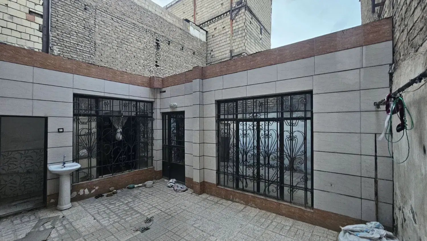 فروش ویلایی توس انقلاب