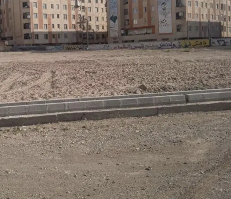 زمین استانداری دور میدان جنب مسکن مهر امام رضا
