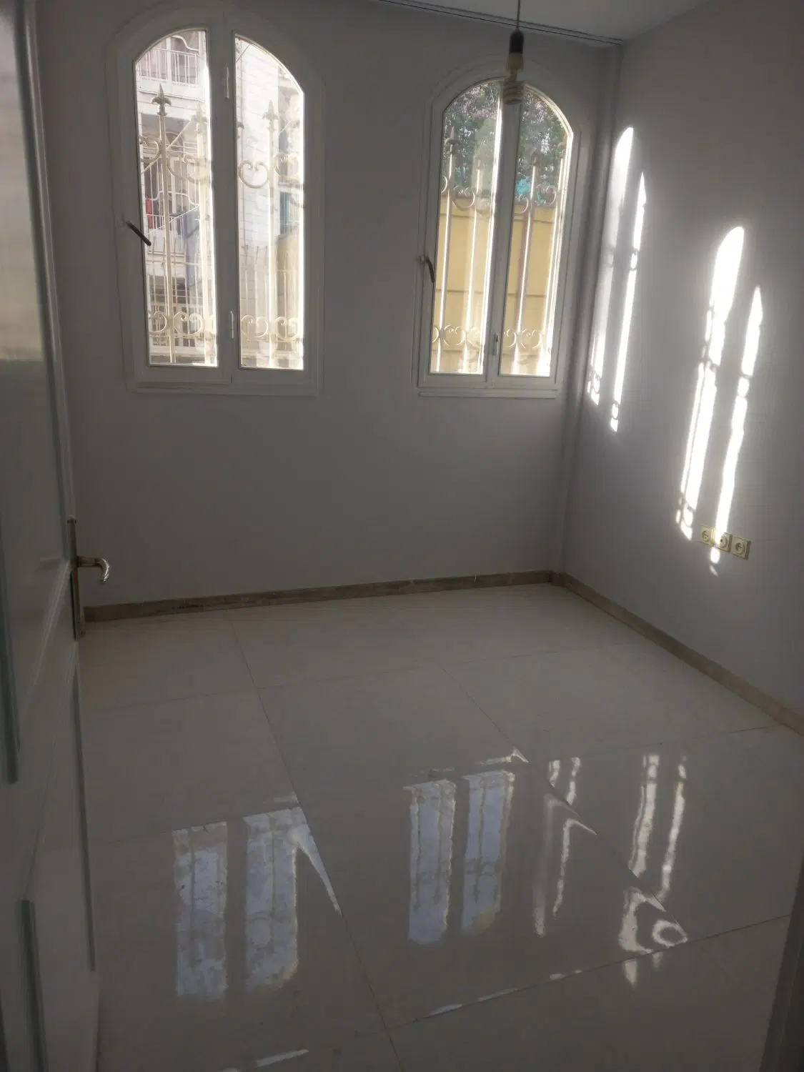 اپارتمان ۹۳ متری امامت
