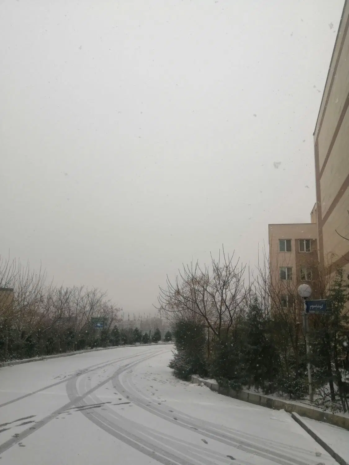 رهن و اجاره آپارتمان مسکونی در شهرک آبشار