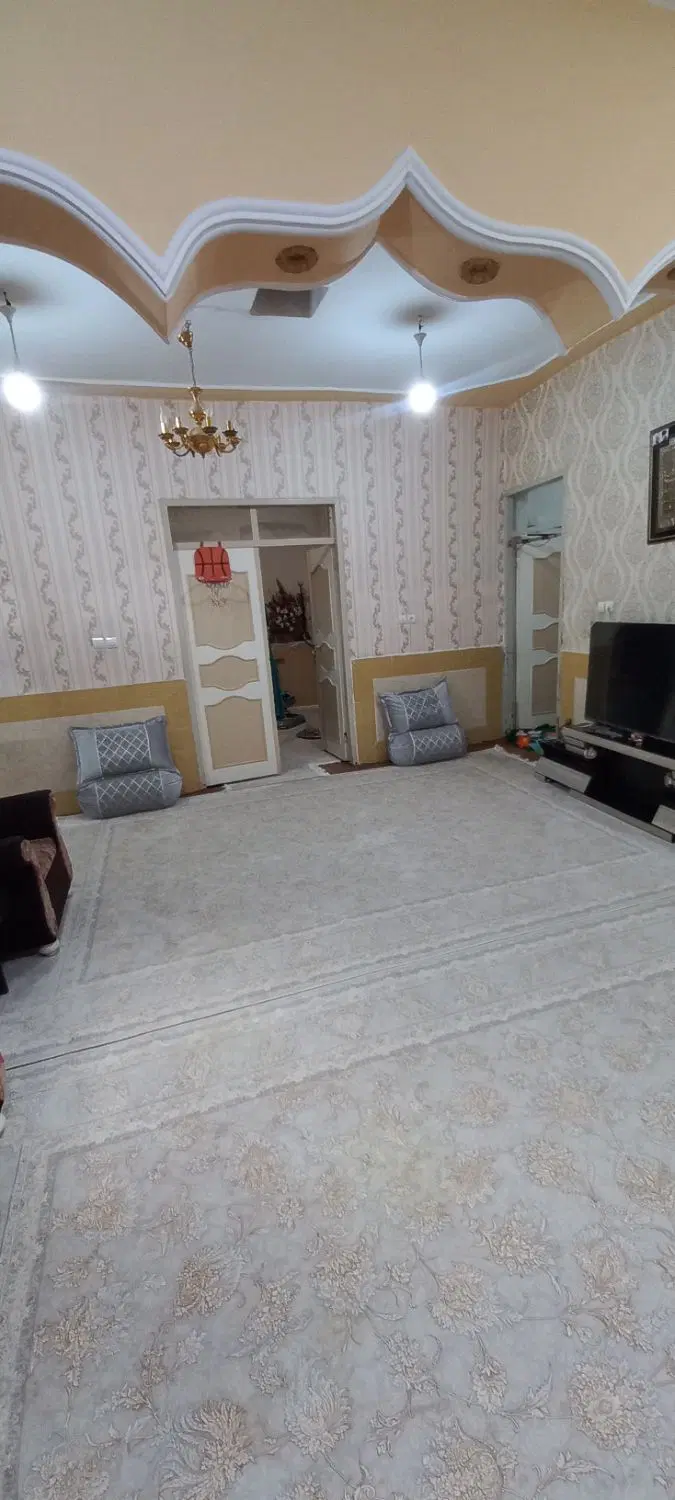 ویلایی خیابان شهید مطهری۳۸