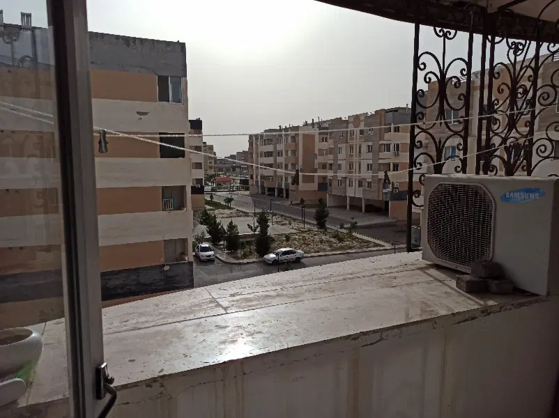 فروش واحد۷۵متری لوکس باامکانات کامل وموقعیت تجاری