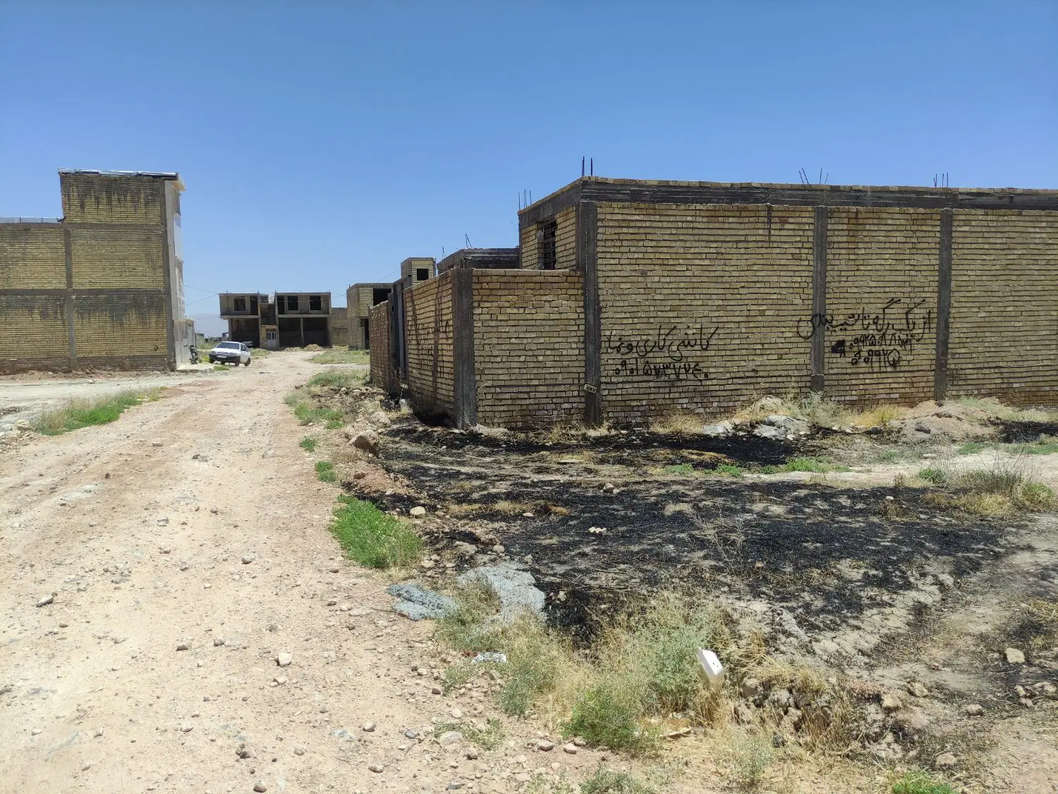زمین ۱۶۰ متری طرح هادی