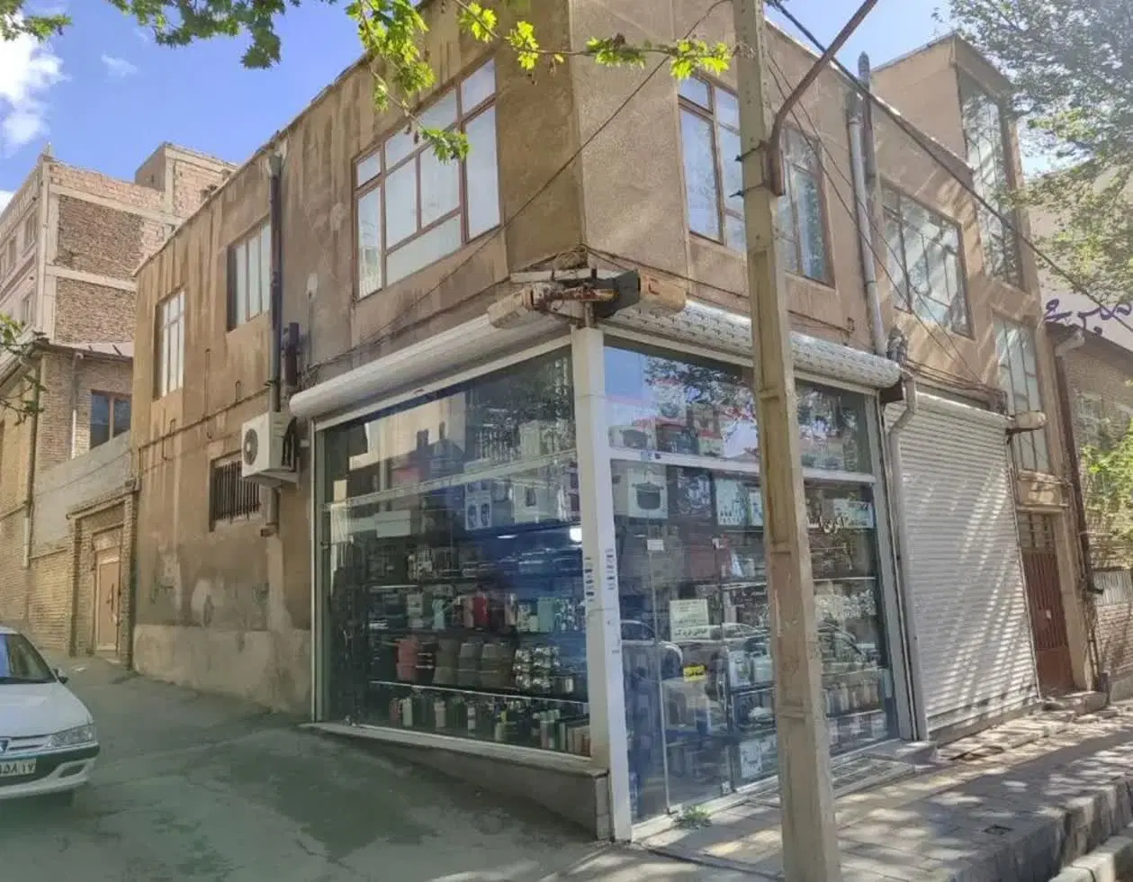 فروش خانه در خیابان دانش 2