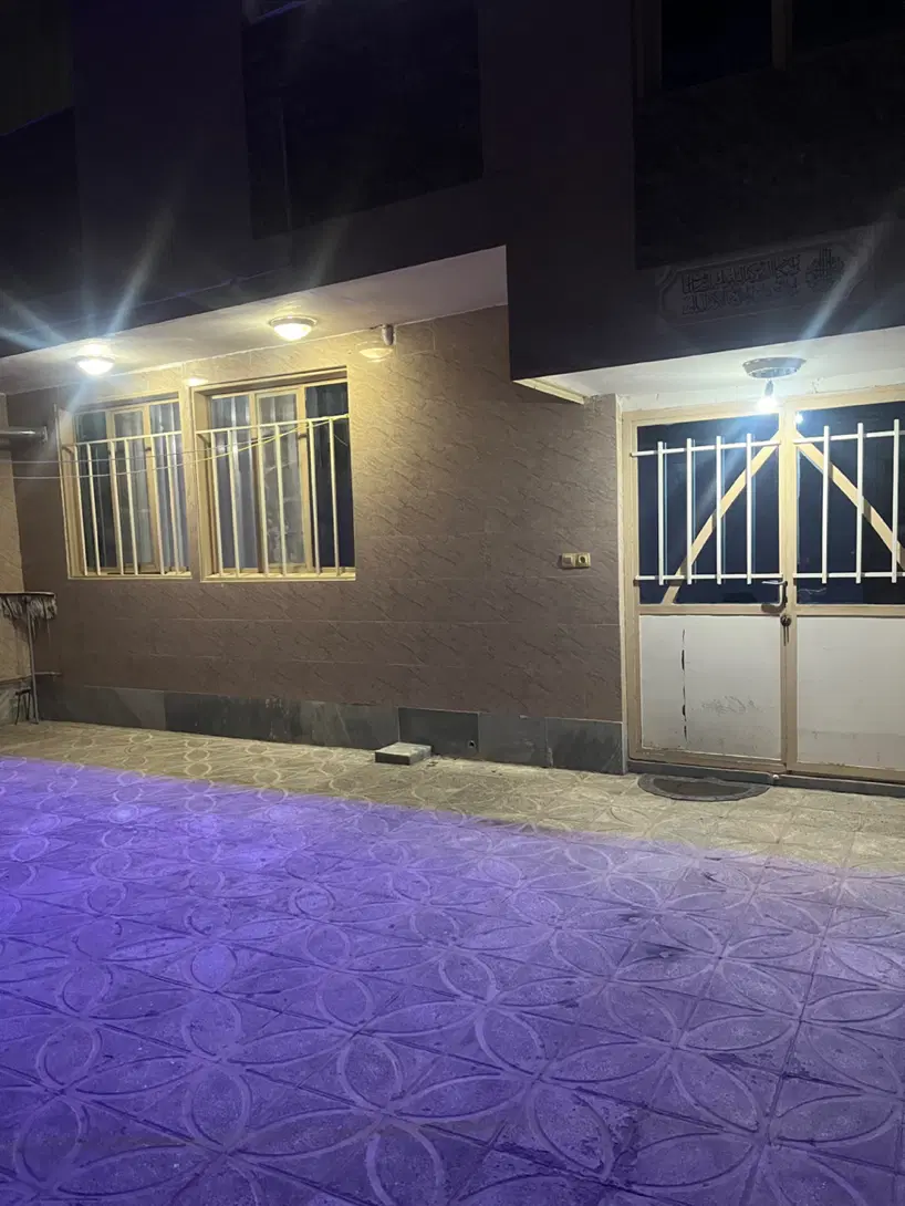 آپارتمان تک واحدی حیاط دار در علامه طباطبایی