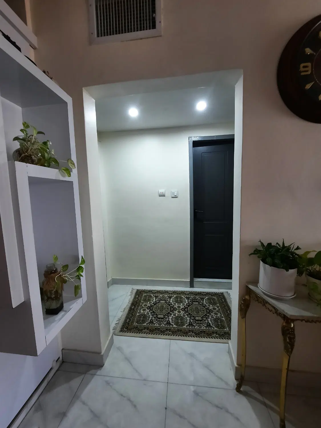 خانه غرق در نور لاکچری قاسم آباد