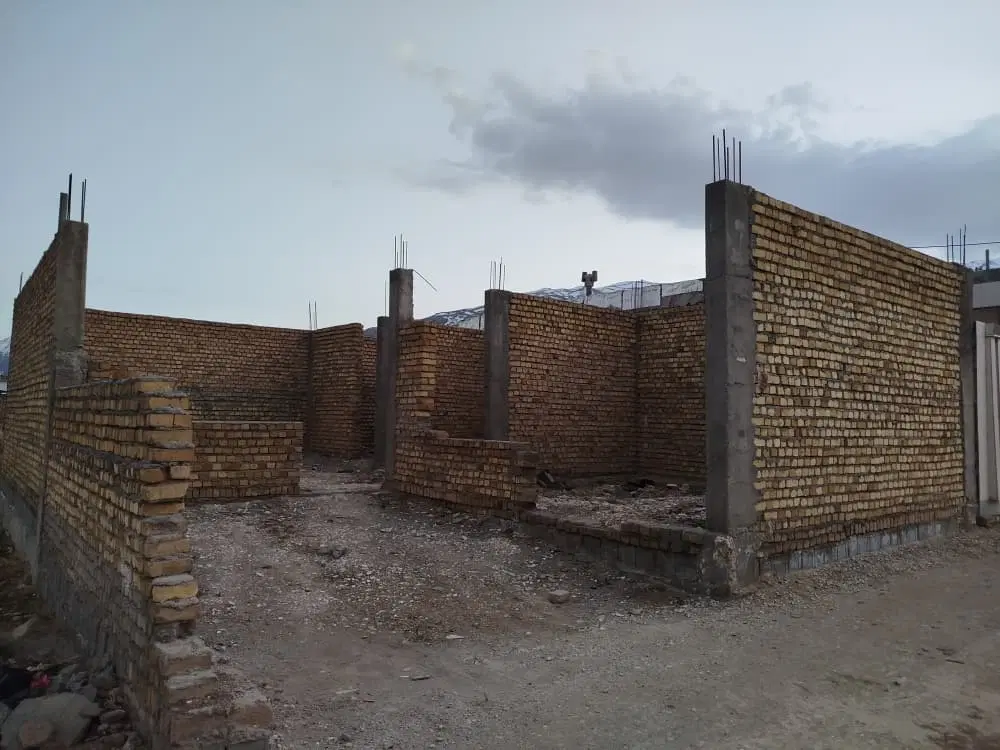زمین نیمه ساز