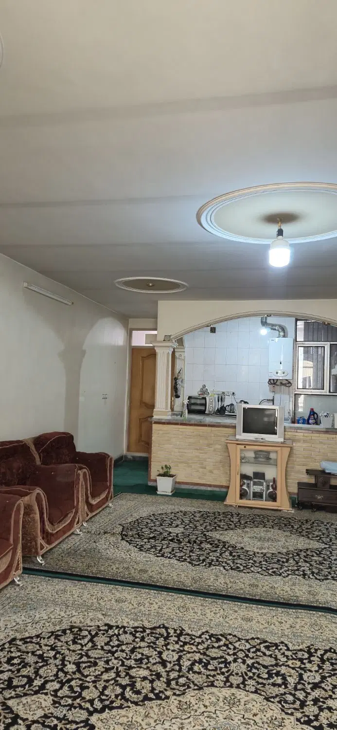 خانه دوکله در شهر خوش آب وهوا بروجرد