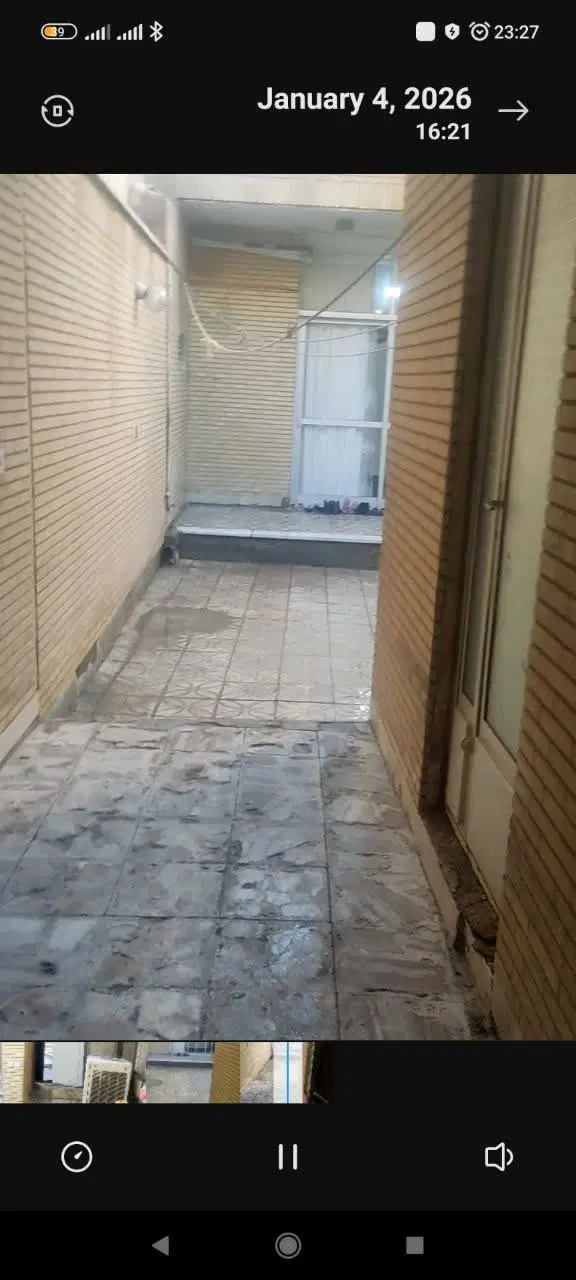 ویلایی نقلی قدیمی