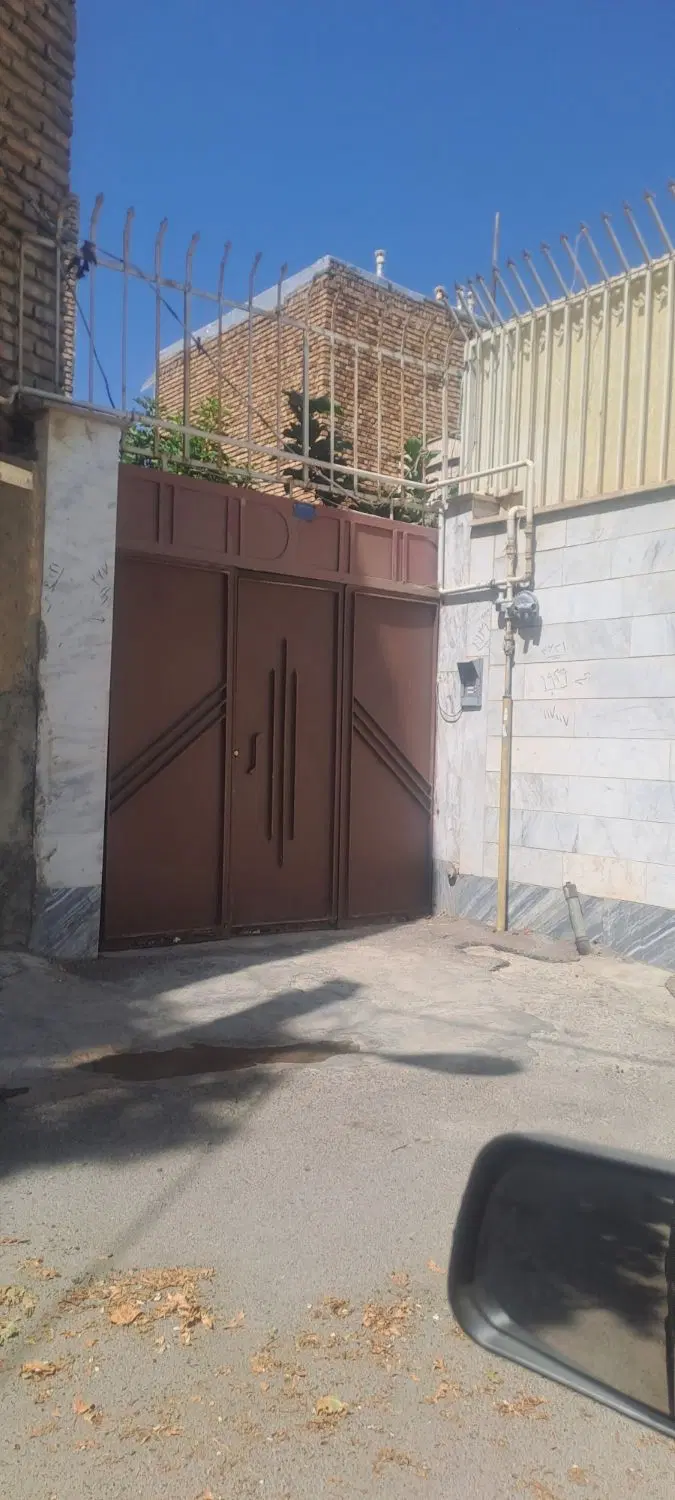 فروش خانه ویلایی وافعا در چهل متری سیروس
