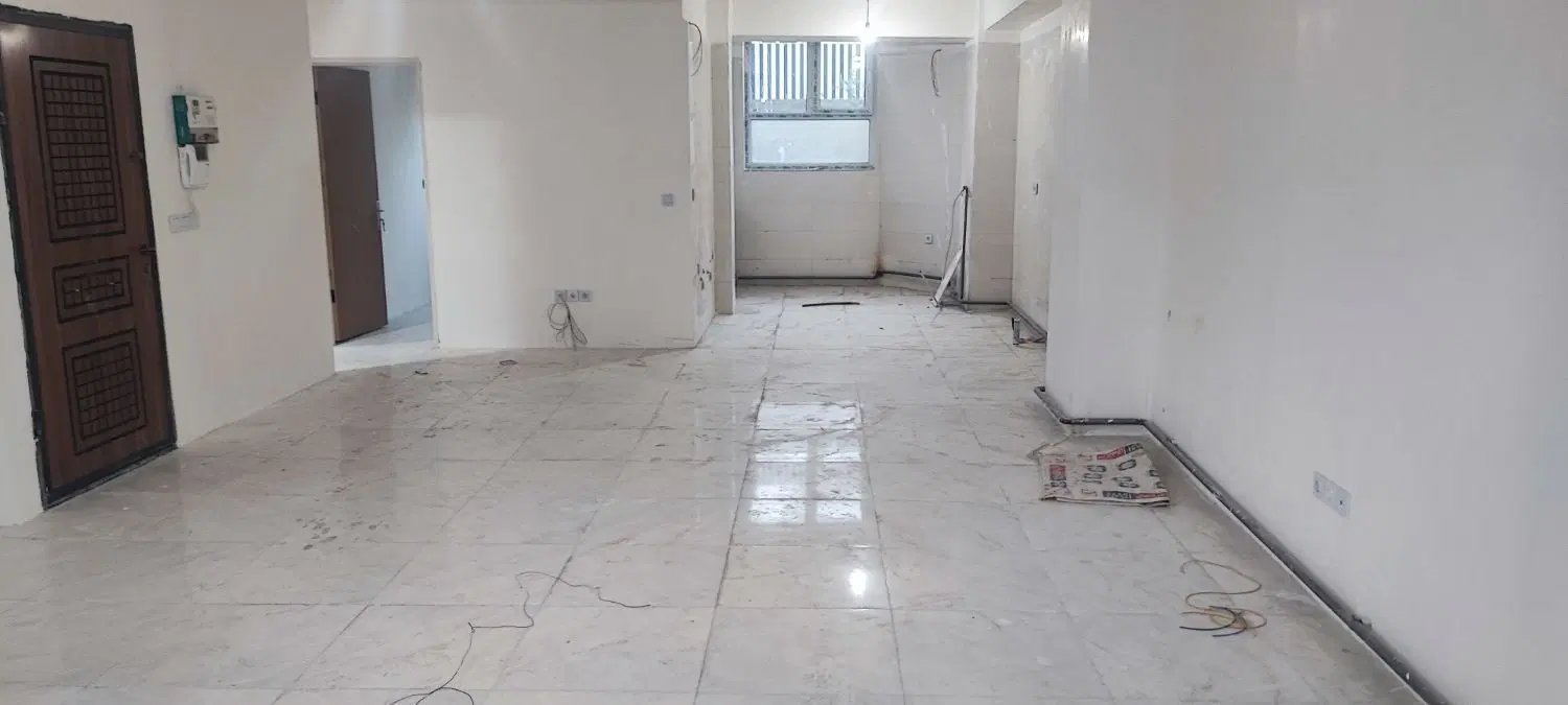آپارتمان مسکونی طبقه یک
