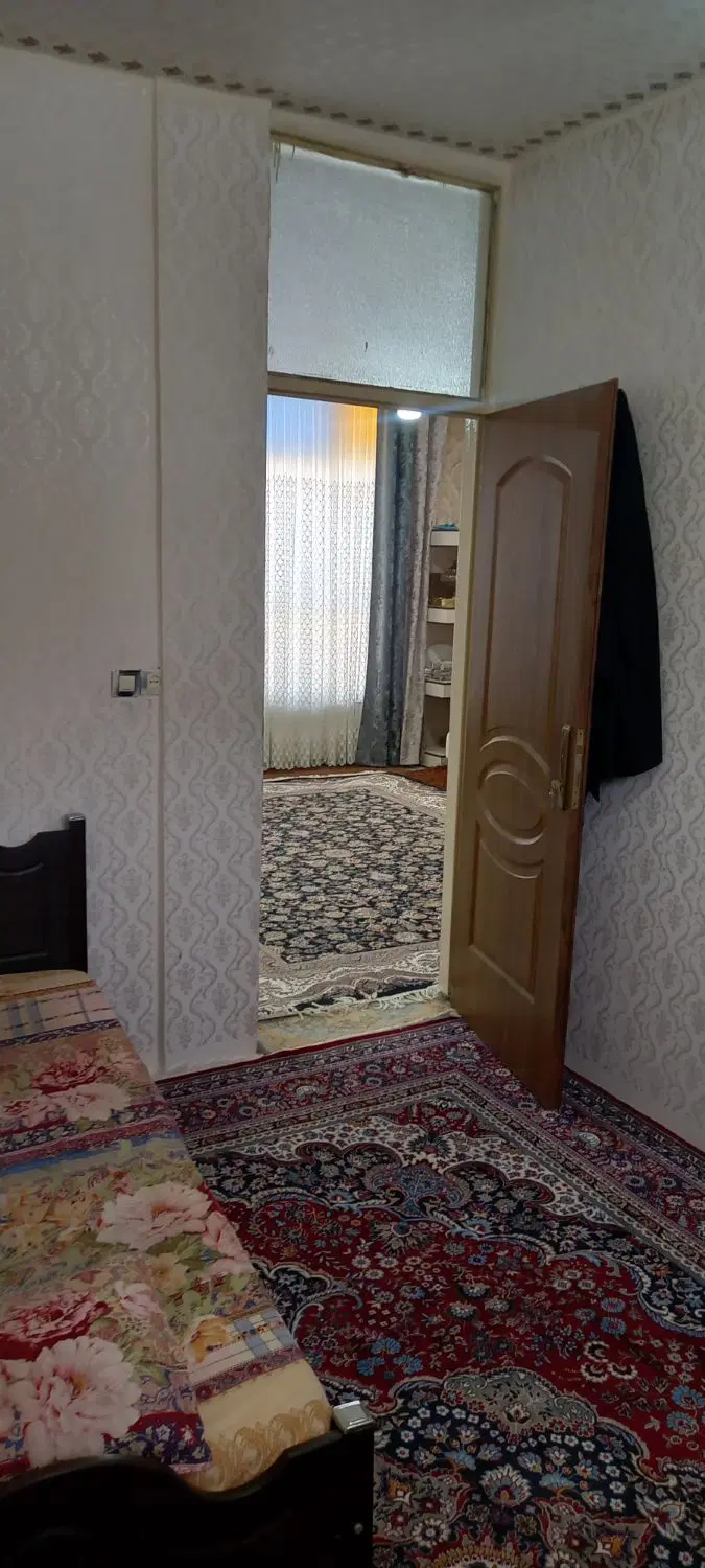 منزل۱۴۰ متری بهر خیابان رسالت