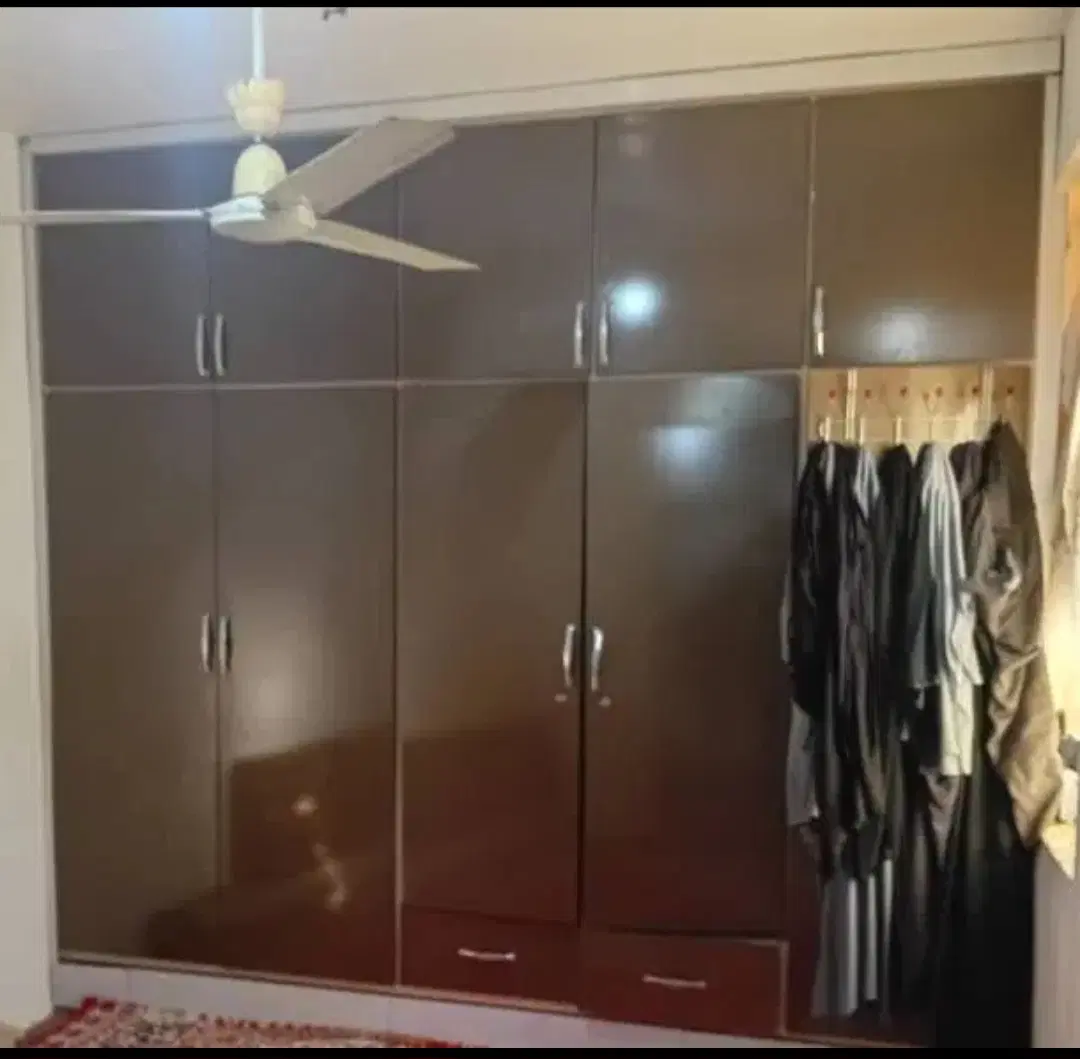 خانه شهرک اندیشه بهار ۱۸