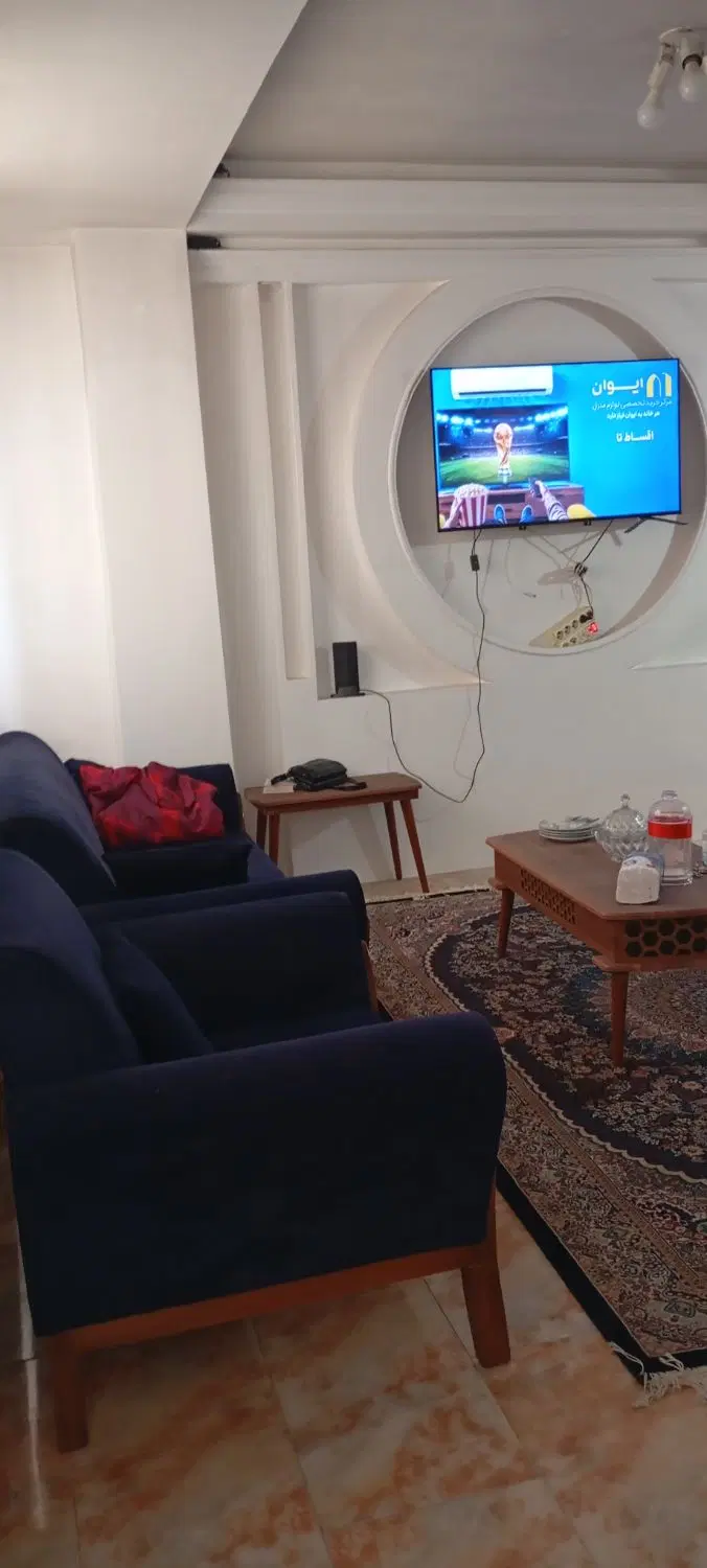 فروش یک واحد مسکونی به همراه یک باب مغازه