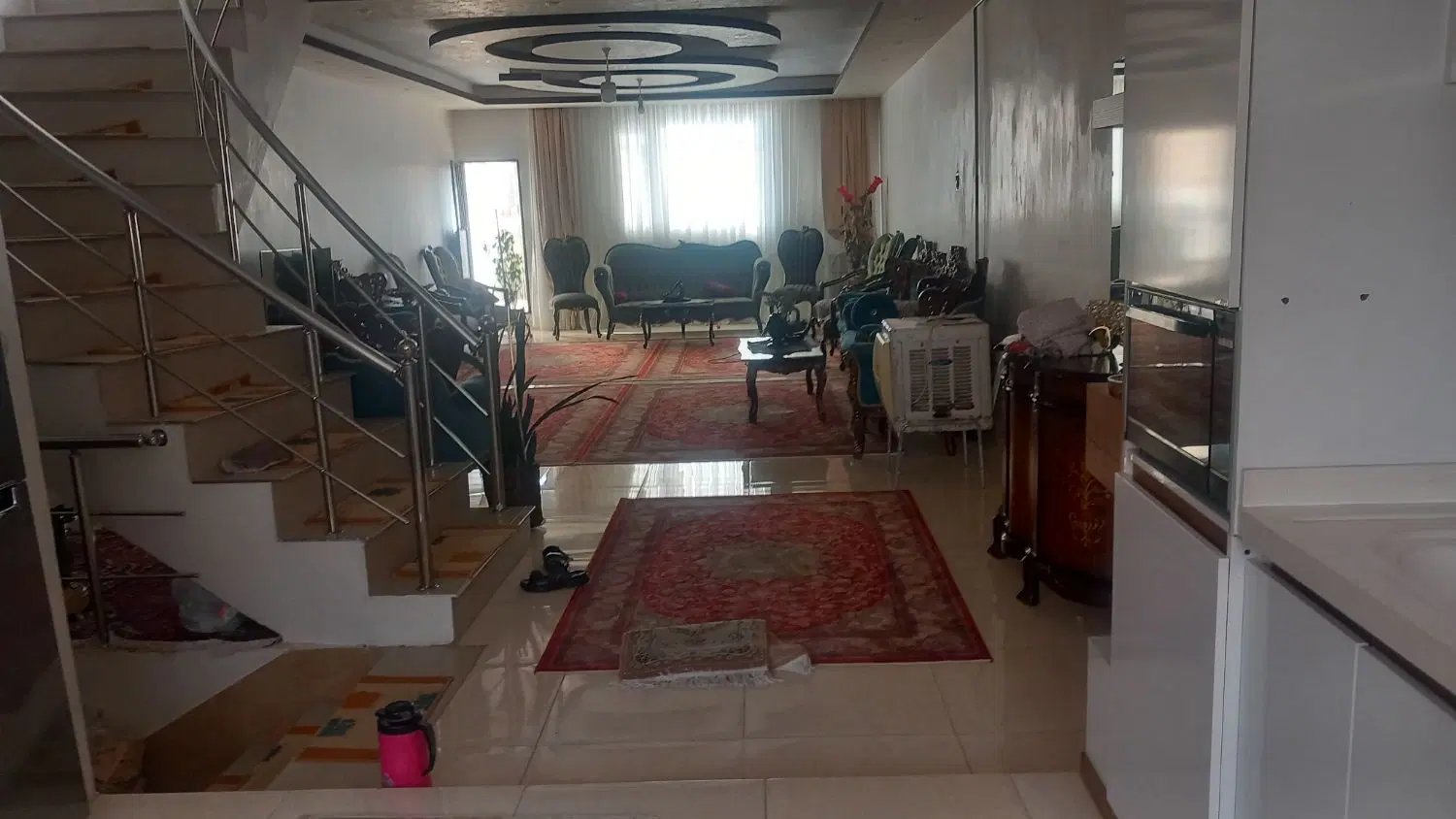 منزل مسکونی لوکس دراستادشهریار زمینهای استانداری