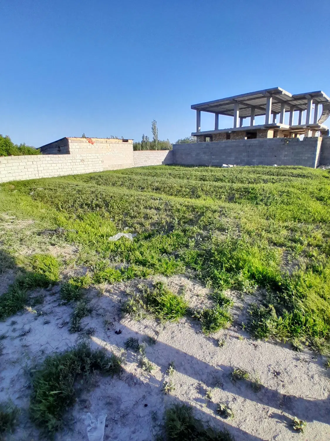 زمین آینده دار ابتدای جارچلو