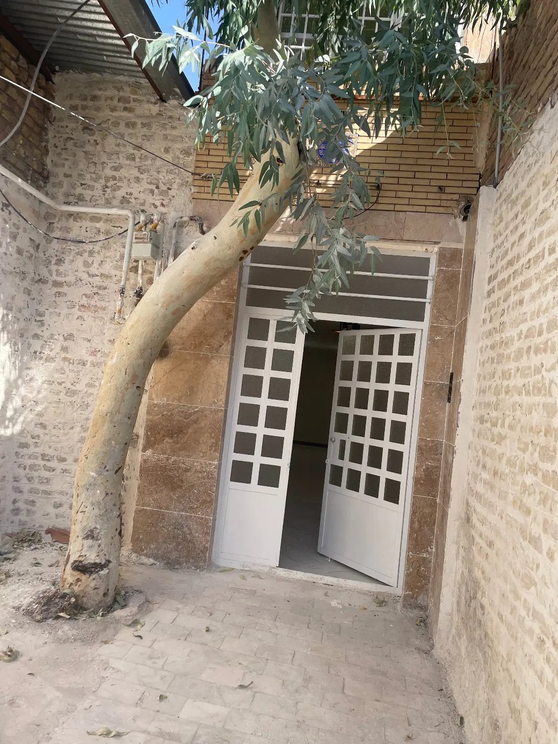 منزل مسکونی تجاری در مرکز شهر
