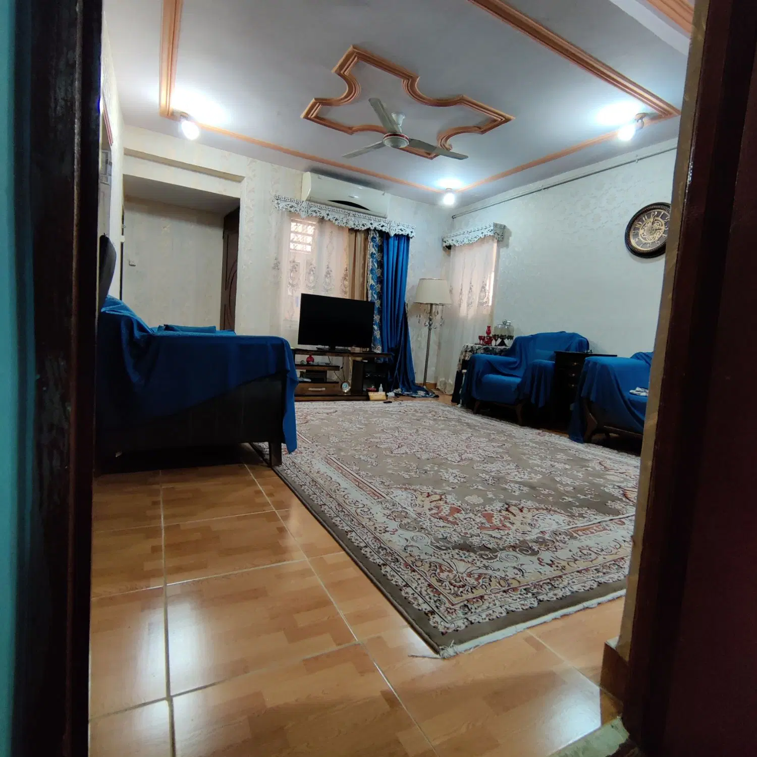خانه ویلایی کوچه پژمان بازسازی شده