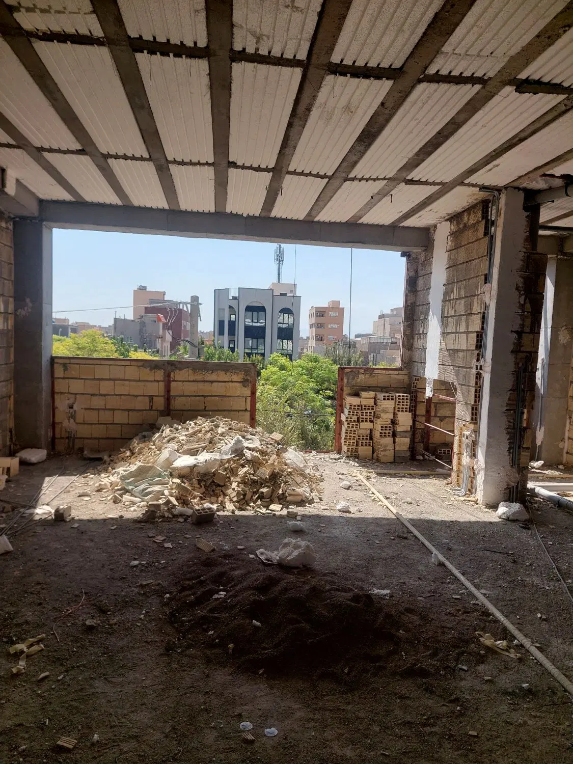 واحد تکواحدی۱۲۶متری  پیش فروش فراشاهی