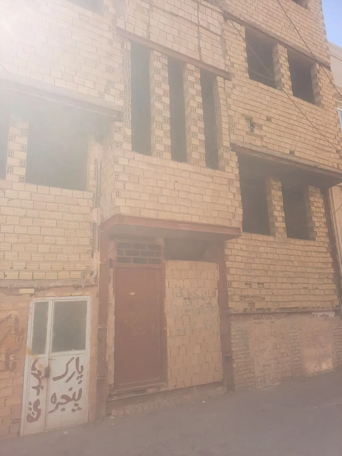 فروش چهار طبقه سه را شحنه بلوار تهرانی کوچه خافظ