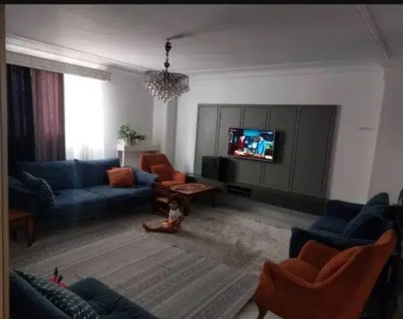 ۸۰ متر خوش نور دو سر نور سالن پرده خور