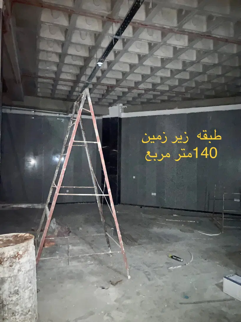 ۱۴۰ متر_تجاری_ ۶ متر بر _در طبقات متعدد_مجتمع بزرگ