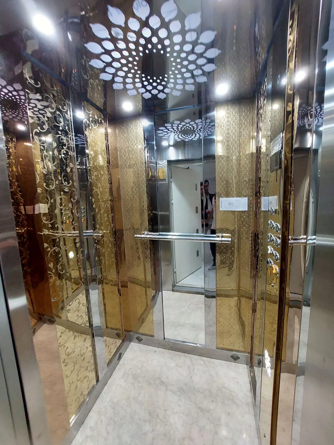 اپارتمان ۱۰۸مترکارشناسان ساحلی نوساز شخصی ساز