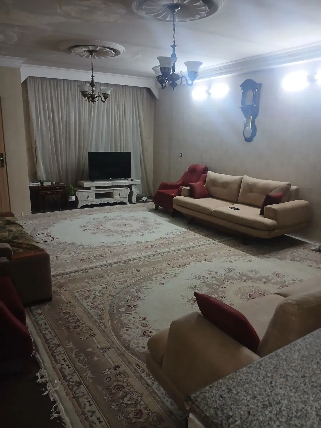 اپارتمان ۷۵