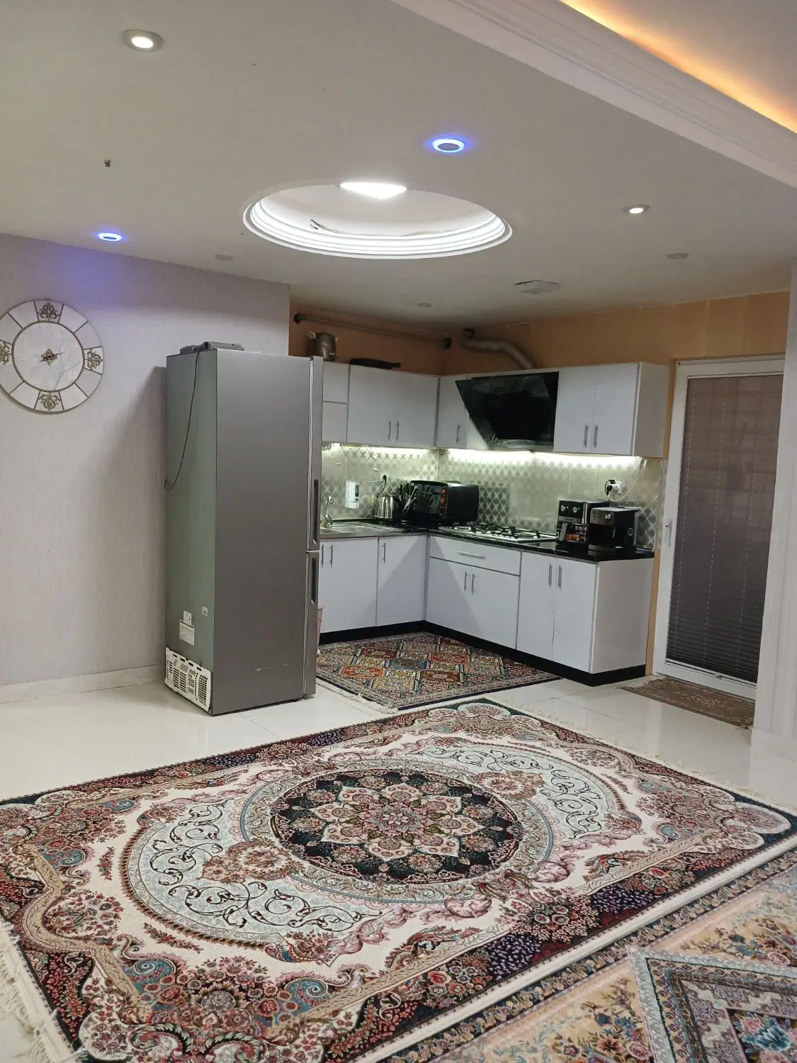 فروش یک واحد آپارتمان شیک
