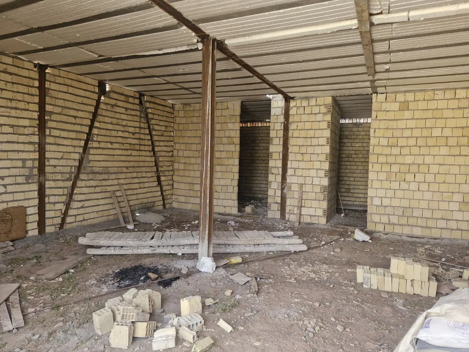 خانه نیمه ساز تلوری۱۴۶