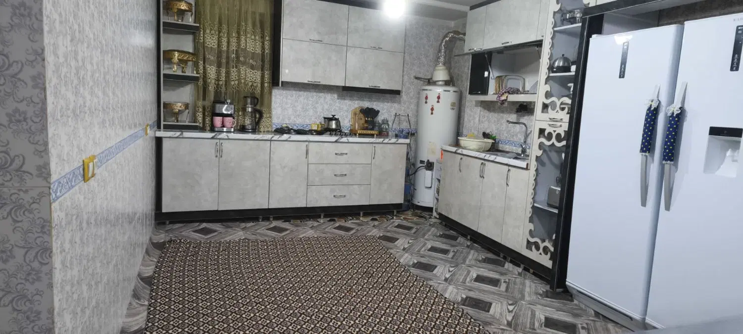 خانه اجاره ای شرف آباد طبقه بالا