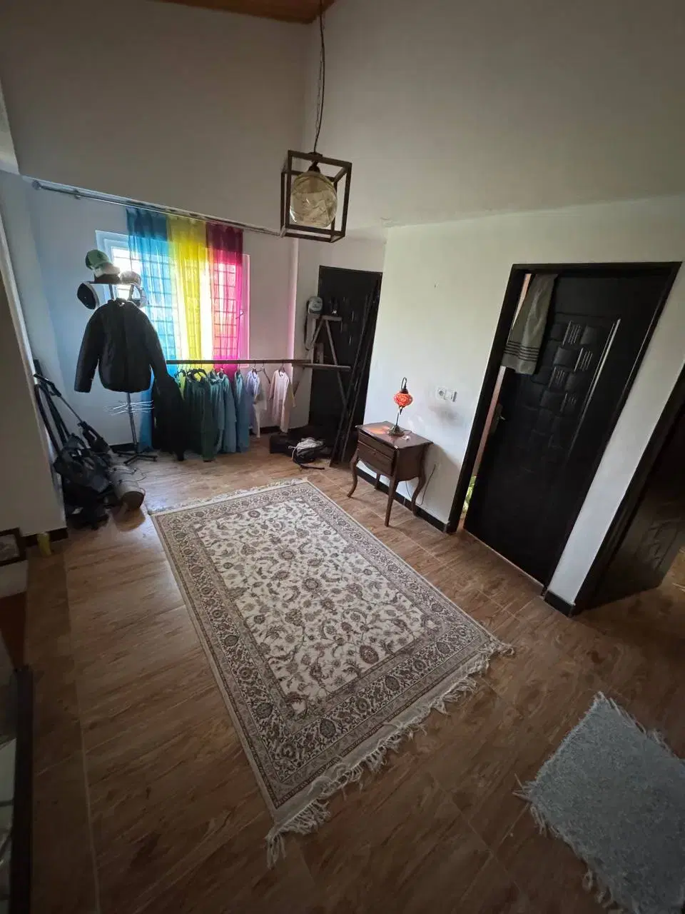 لتینگان ، سند تک برگ ، سه خوابه