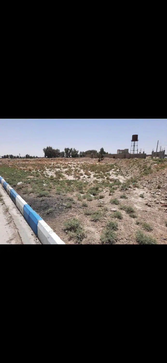 زمین ۱۴۵ متری واقع در شهرستان هیرمند(دوستمحمد)