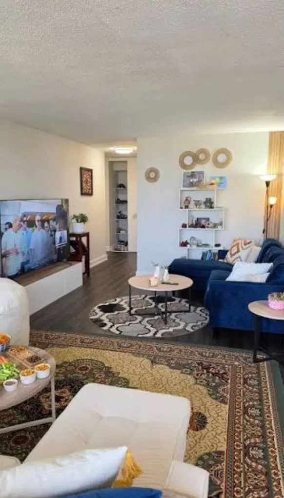 همخونه همخانه