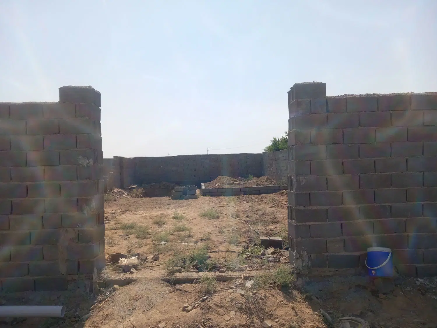 چهار دیواری سنددار کنتور آب برق