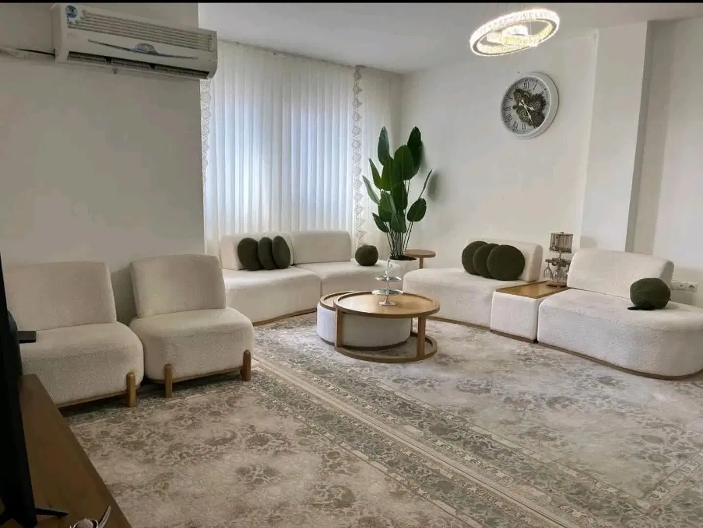 اپارتمان ۹۱متری . فول خوش نقشه .