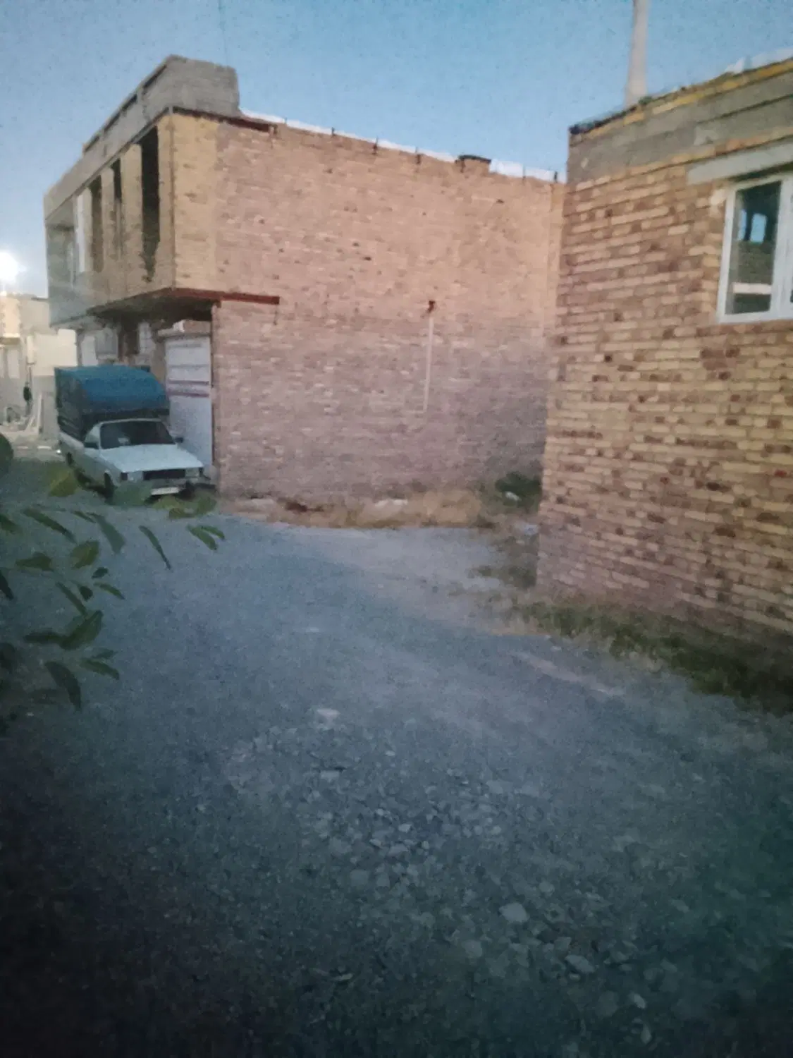زمین مسکونی