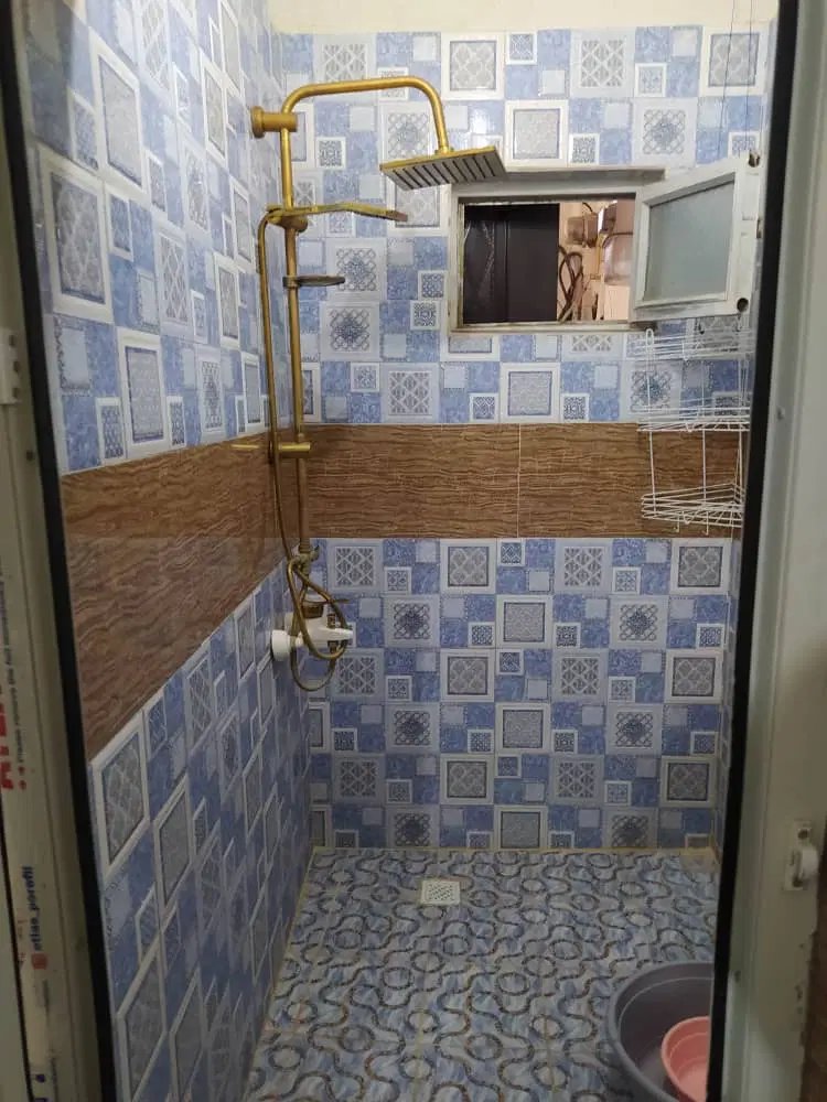 حیاط دربست نزدیک مترو و آبرسان