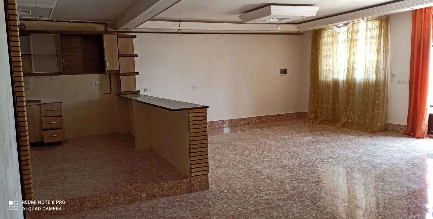 اجاره طبقه دوم ۱۶۰ متری،تخلیه آخر  برج۴