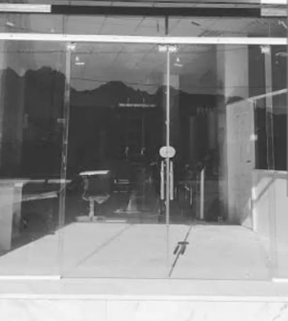 واحد خدماتی تجاری دوکله