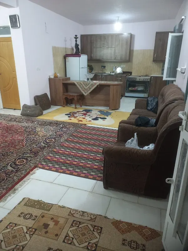 هم خونه میخوام